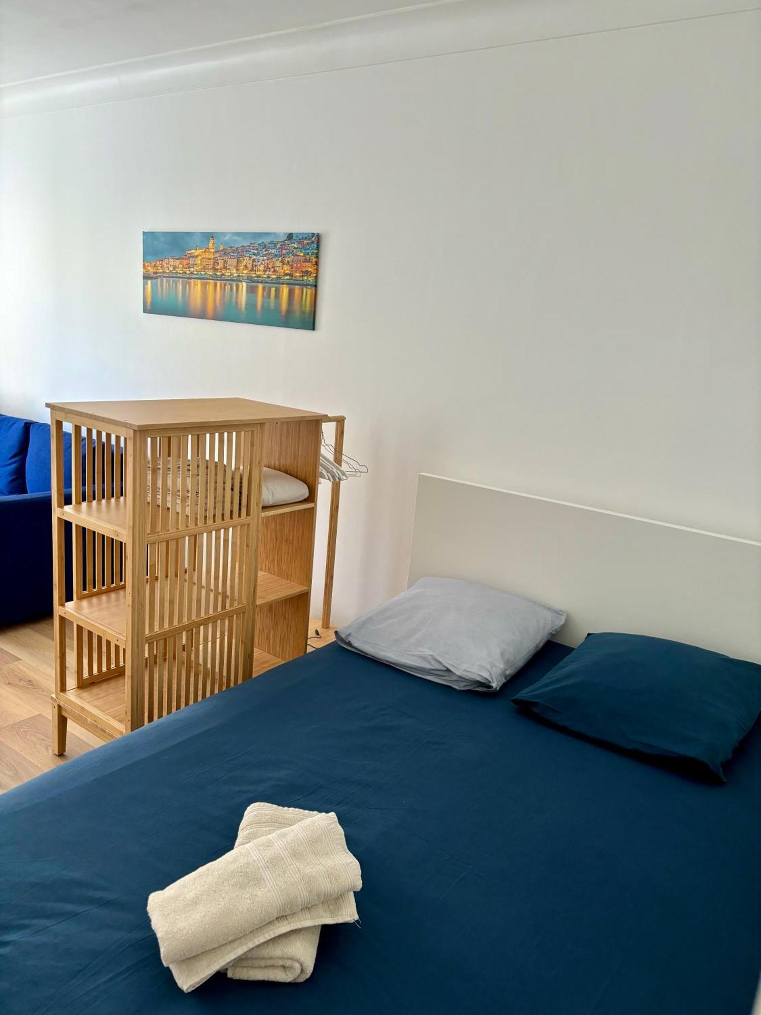Studio 2 Etoiles A Menton Pour 4 Personnes Exterior photo